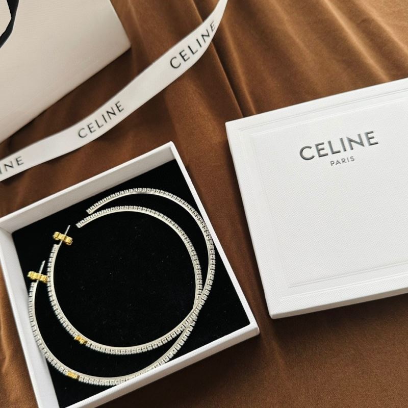 Ce1i*e bracelets